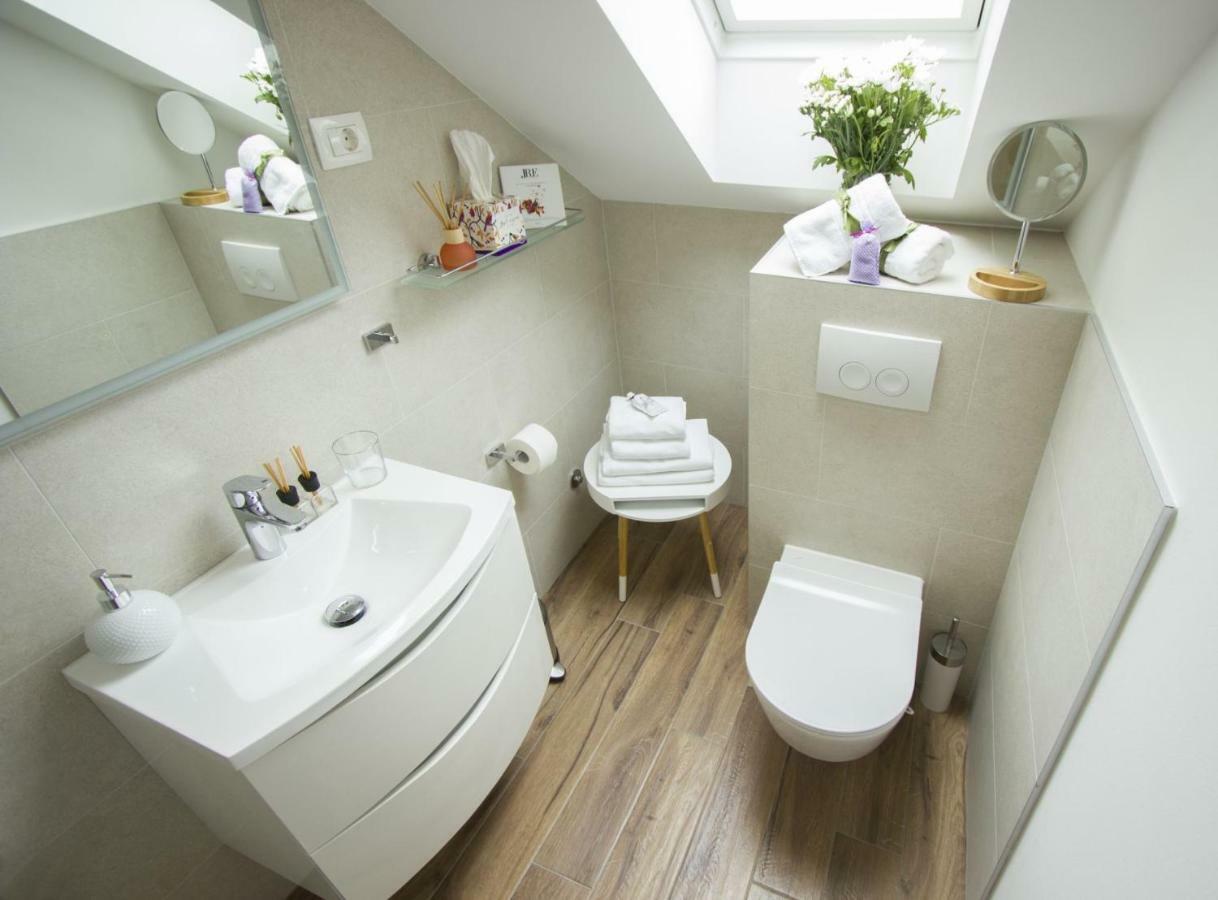 West Coast Luxury Apartment Split Ngoại thất bức ảnh